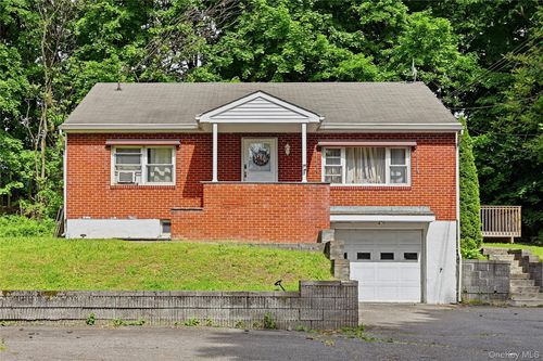 6 Riverview Ave, New Windsor, NY, 12553-7120 | Card Image