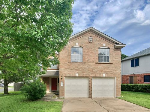 16715 Tomcat Dr, Round Rock, TX, 78681-3677 | Card Image