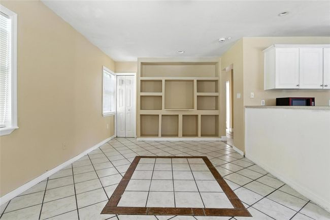 3014 E Emma St, House other with 3 bedrooms, 2 bathrooms and null parking in Tampa FL | Image 21