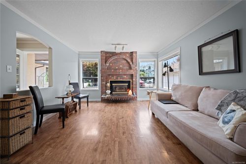 5334 Georgiaview Cres, Nanaimo, BC, V9T5Z7 | Card Image
