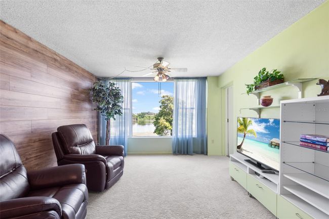 LIVING ROOM | Image 12