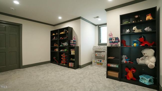 Loft/Play Area | Image 25