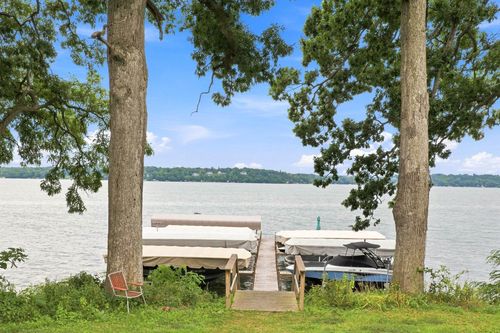 L32 Camelot Trce, Green Lake, WI, 54941 | Card Image