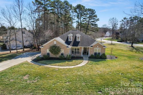 7526 Sedgebrook Dr E, Stanley, NC, 28164-6844 | Card Image