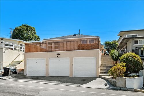 213 Avenida Granada, San Clemente, CA, 92672-5525 | Card Image