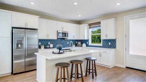 2561 E Hyde Paseo, Ontario, CA, 91762 | Card Image