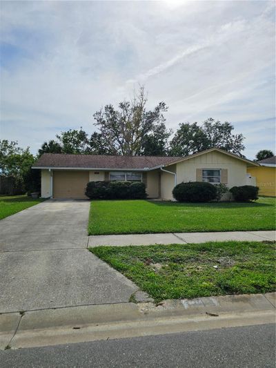 5342 Colewood Place, House other with 2 bedrooms, 2 bathrooms and null parking in Sarasota FL | Image 1