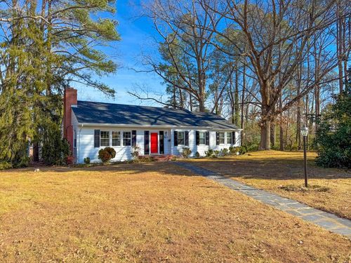 601 E Carolina Ave, Crewe, VA, 23930-2115 | Card Image