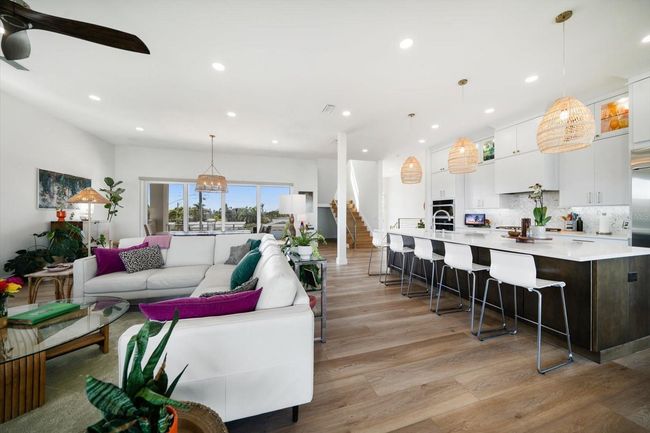 6976 S Shore Dr S, House other with 4 bedrooms, 4 bathrooms and null parking in SOUTH PASADENA FL | Image 9