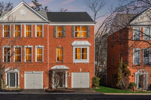 apt-706-7252 Highway 70 S, Nashville, TN, 37221-2858 | Card Image