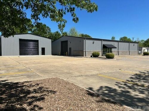 1290 Dons Ln, Conway, AR, 72032-4753 | Card Image