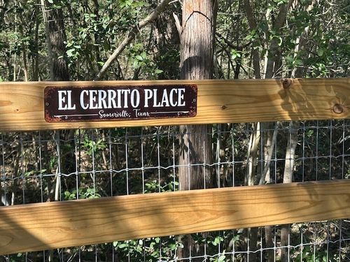 1800 Big Berry Rd, Somerville, TX, 77879-4286 | Card Image