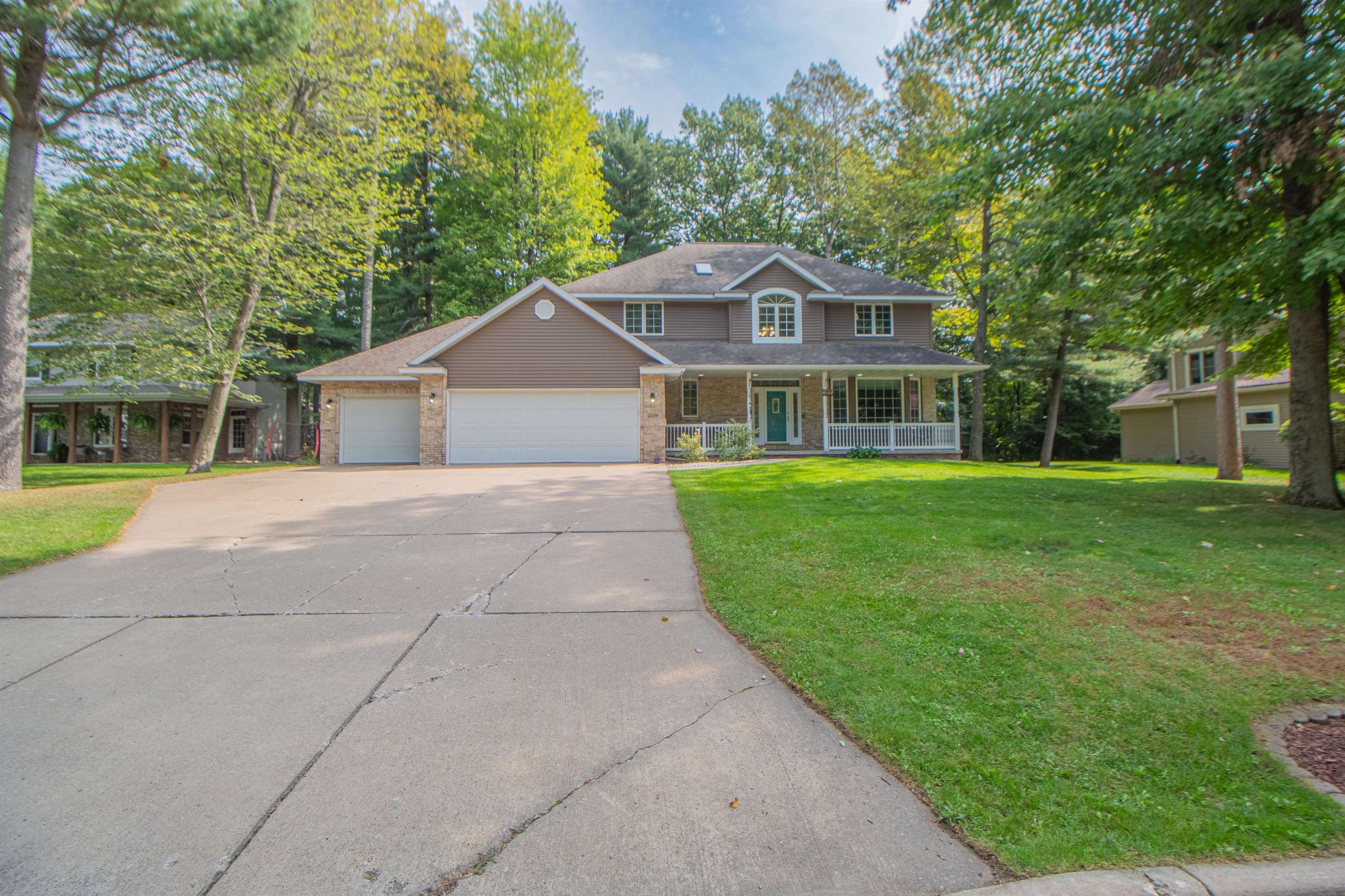 Oak Ter, Schofield, WI 54476