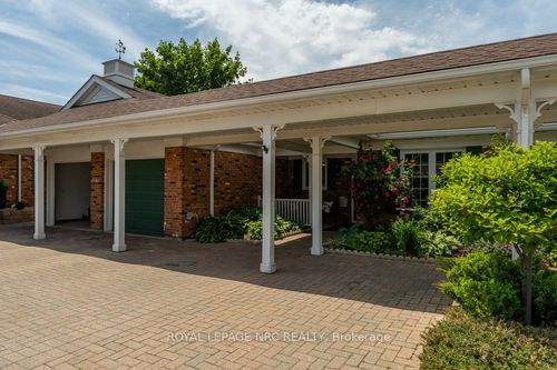 4095 Plumtree Crt, Vineland, ON, L0R2C0 | Card Image
