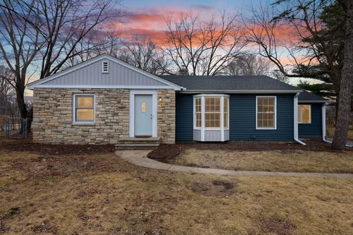 3401 Meadow Ln, Minnetonka, MN, 55345-1135 | Card Image
