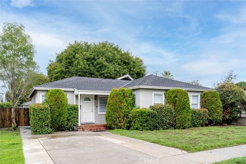 6859 Hesperia Ave, Reseda, CA, 91335 | Card Image