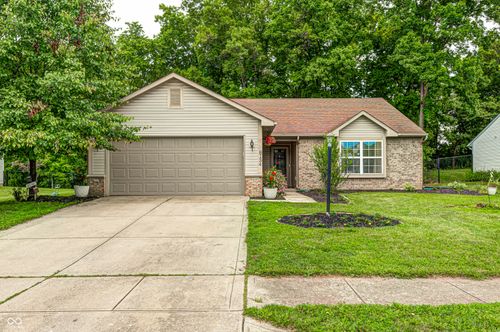 8134 Madrone Ct, Indianapolis, IN, 46236-8262 | Card Image