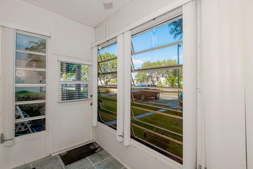105-4770 Nw 21st St, Lauderhill, FL, 33313-3564 | Card Image