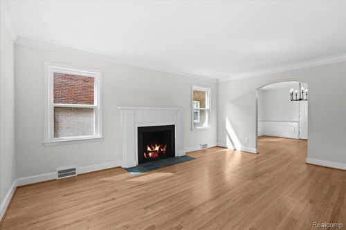 17421 Quincy St, Detroit, MI, 48221-2748 | Card Image