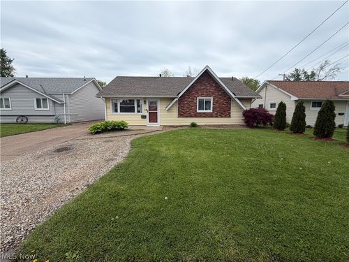 4219 Brockley Ave, Sheffield Lake, OH, 44054-2111 | Card Image