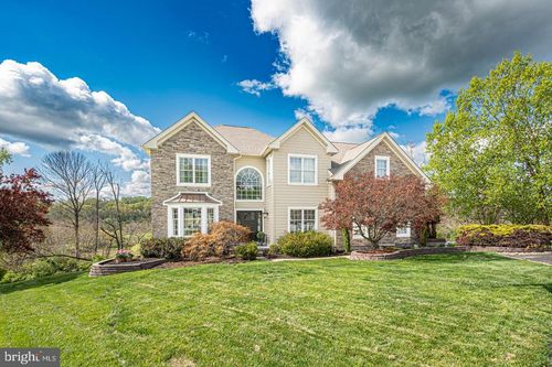 1637 Tuckaway Trl, West Chester, PA, 19380-1596 | Card Image