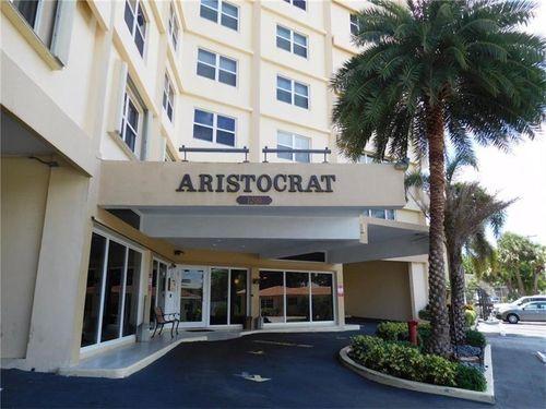apt-502-1200 Hibiscus Ave, Pompano Beach, FL, 33062-6580 | Card Image
