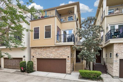 2041 W 14th 1/2 Street, Houston, TX, 77008 | Card Image