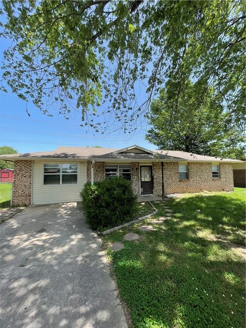 3102 Scott Ln, Springdale, AR, 72762-2761 | Card Image