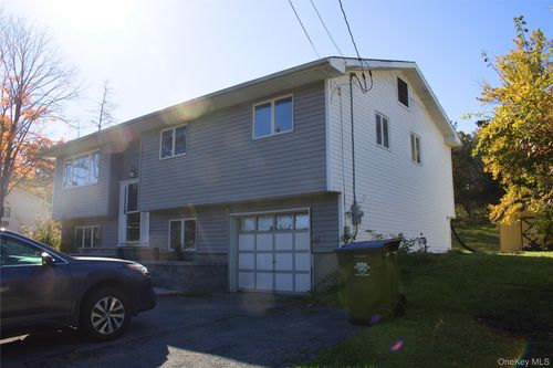 25 Trotting Dr, Chester, NY, 10918-1138 | Card Image