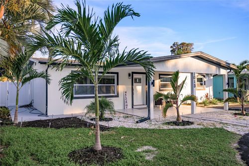 1015 Boca Ciega Isle Dr, ST PETE BEACH, FL, 33706-2541 | Card Image