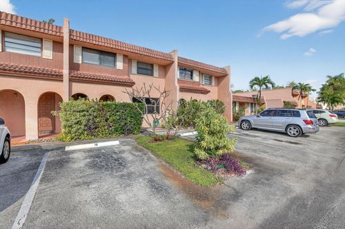 3-38-16 Toledo Ct, Davie, FL, 33324-5416 | Card Image