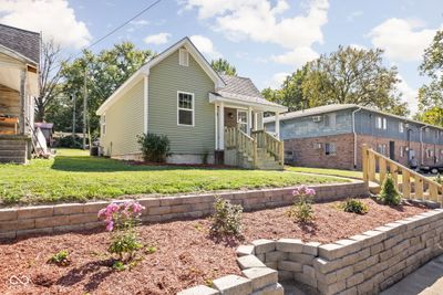 513 E Chestnut Street, House other with 2 bedrooms, 1 bathrooms and null parking in Crawfordsville IN | Image 2