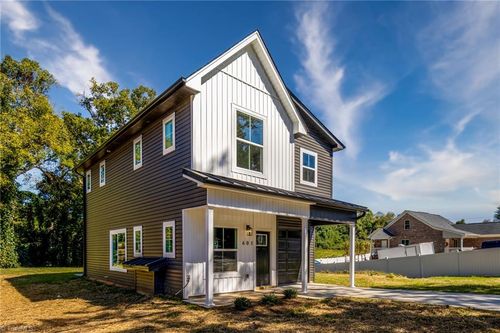 605 Mount Vernon Ave, Winston-Salem, NC, 27101-3517 | Card Image