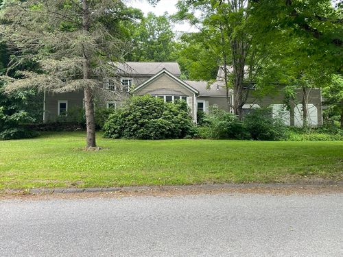 91 W Mountain Rd, Bernardston, MA, 01337-9466 | Card Image