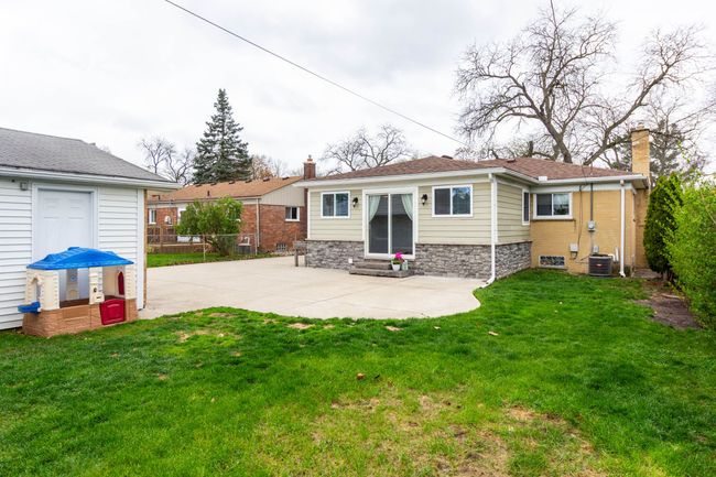 2993 Grange Rd, House other with 3 bedrooms, 2 bathrooms and null parking in Trenton MI | Image 43