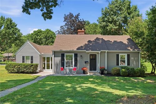 636 Hillside Ave, Liberty, MO, 64068-2117 | Card Image