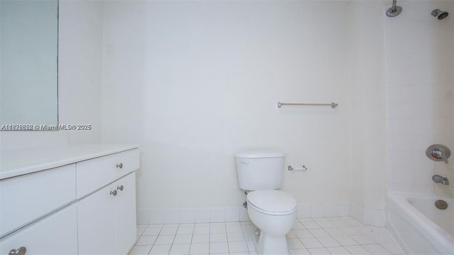 STE-906 - 10 Aragon Ave, Condo with 2 bedrooms, 2 bathrooms and null parking in Coral Gables FL | Image 14
