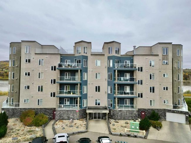 404 - 9810 94 St, Condo with 2 bedrooms, 2 bathrooms and 1 parking in Peace River AB | Image 4