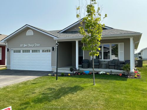 237 Lake Breeze Dr, Goderich, ON, N7A0C6 | Card Image