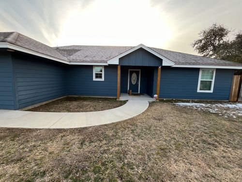 611 Gemini Ct, Granbury, TX, 76049-1386 | Card Image