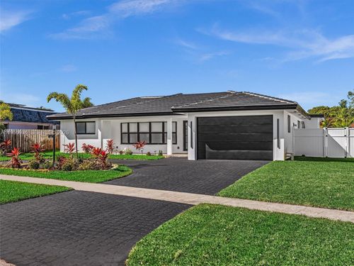 1516 N 47th Ave, Hollywood, FL, 33021-4767 | Card Image