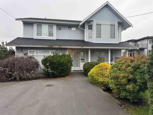 307 Boyne St, New Westminster, BC, V3M5J9 | Card Image