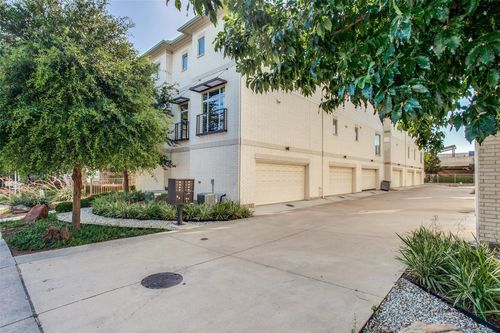 41-2325 Stutz Dr, Dallas, TX, 75235-6919 | Card Image