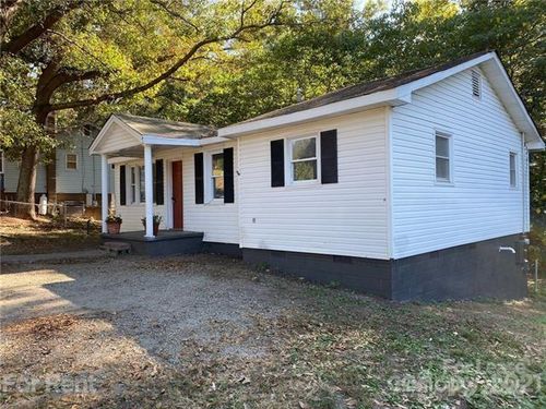 517 W Henry St, Belmont, NC, 28012-2530 | Card Image