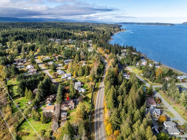 65 Islewood Dr, House other with 3 bedrooms, 2 bathrooms and 4 parking in Bowser BC | Image 55