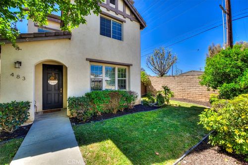 483 Klamath St, Corona, CA, 92878-4291 | Card Image