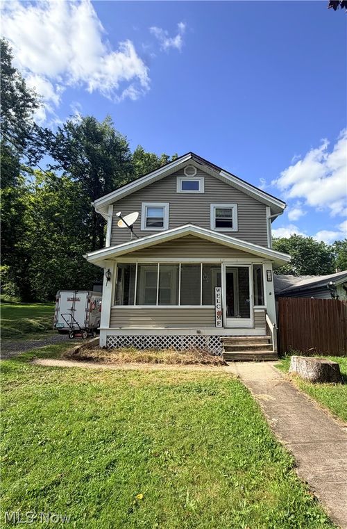 218 Lincoln St, Ravenna, OH, 44266-2013 | Card Image