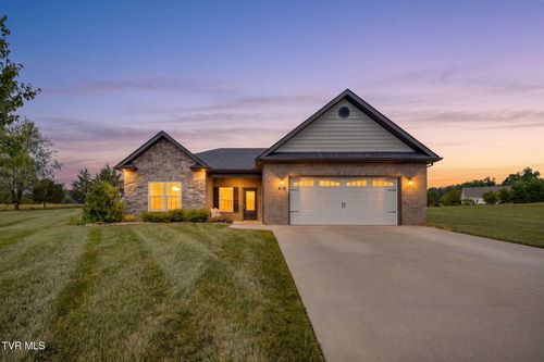 65 Clear Mountain Trl, Greeneville, TN, 37745-3112 | Card Image