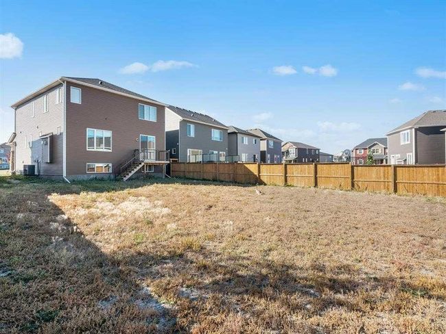 212 Osborne Green Sw, House detached with 4 bedrooms, 3 bathrooms and 4 parking in Airdrie AB | Image 36