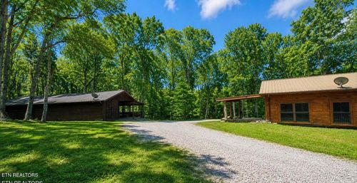 495 Bear Hollow Rd, Oneida, TN, 37841-5522 | Card Image